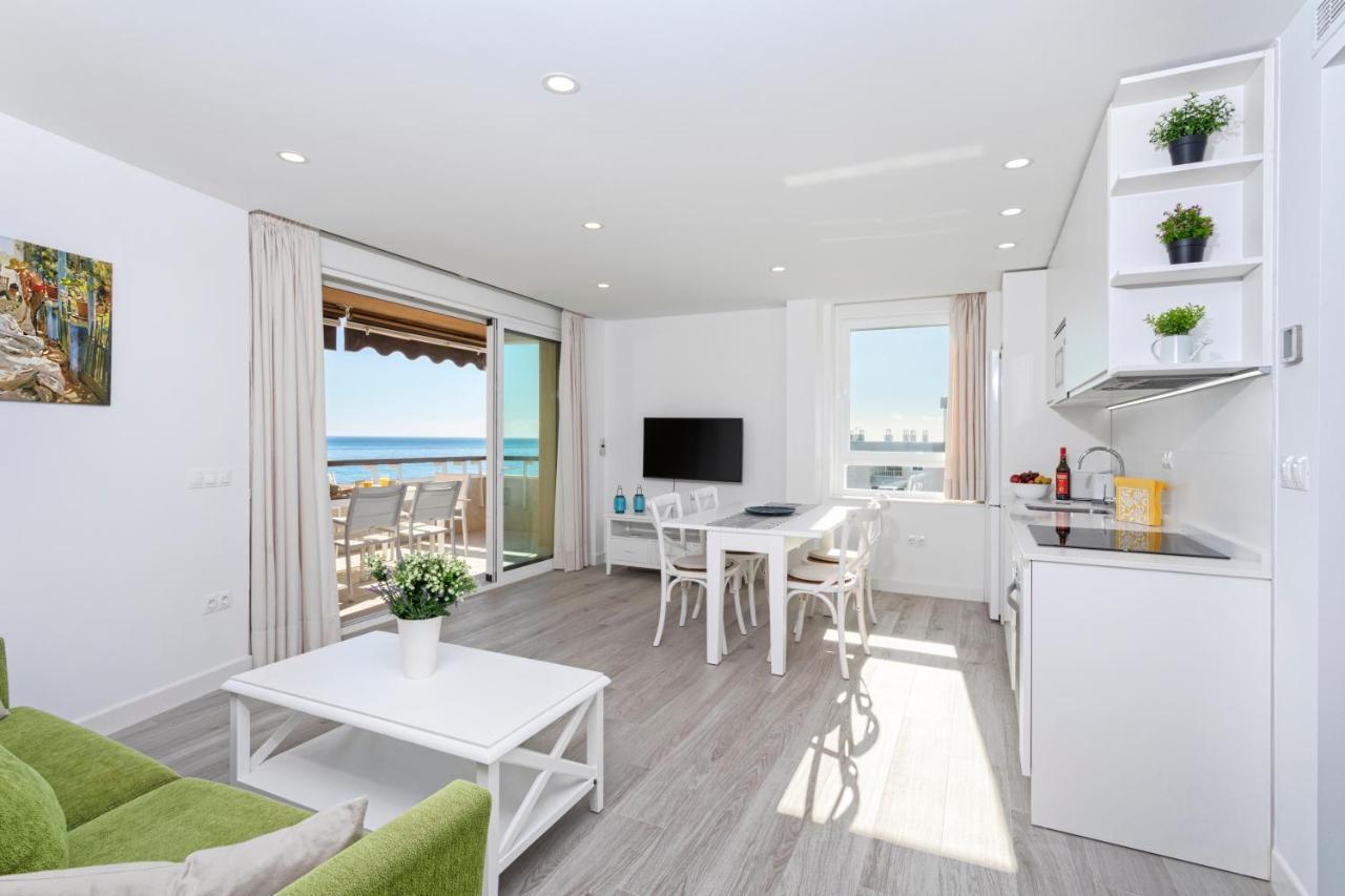 Arpa De Treboles - Carihuela Views! Apartment Torremolinos Exterior photo